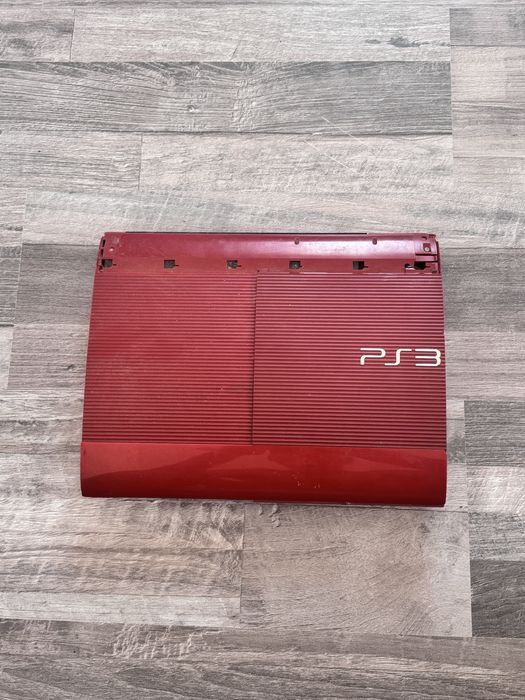 Продавам 2 PS3 slim