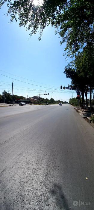 Сергели Дом коробка у дороги 6 соток 3 уровня