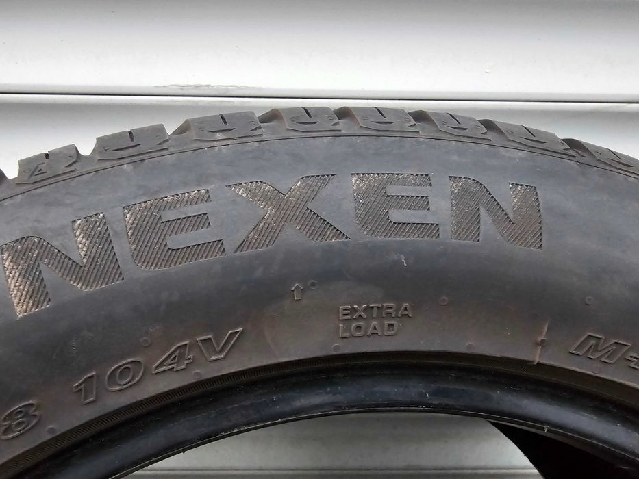 235 55 18 Nexen зимни гуми 2 броя