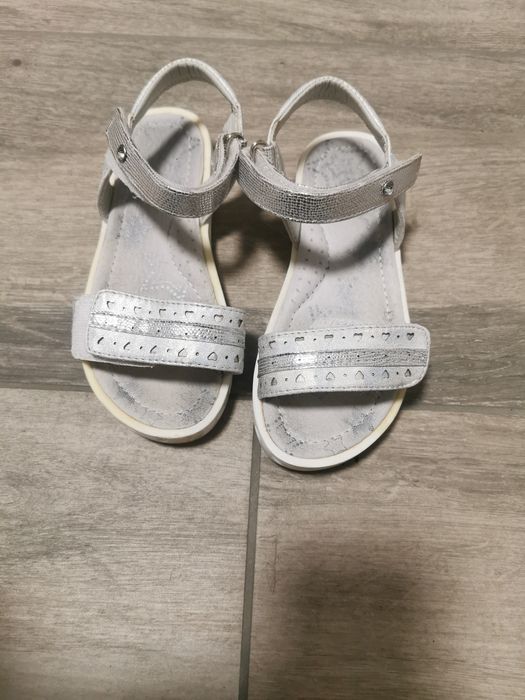 Sandale fetițe mar 28