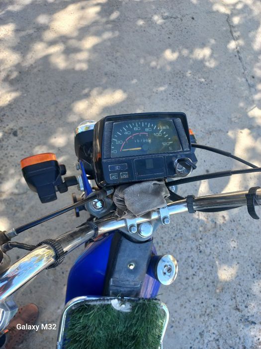 Мотоциклы сотилади