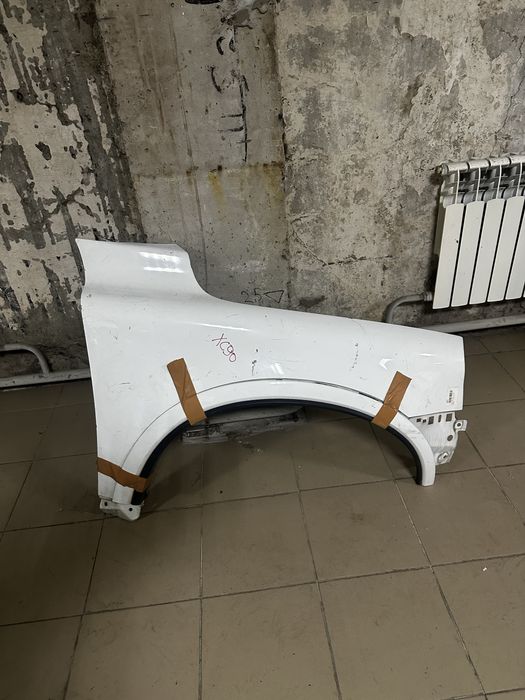 Крыло Volvo XC90 (Вольво)