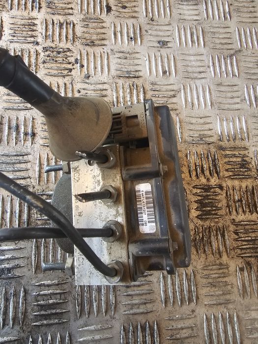 Pompa ABS Renault Clio 3 8200747140