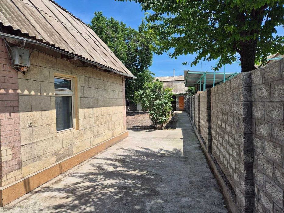Uy sotiladi Toshkent viloyati, Yangiyo`l tumani,