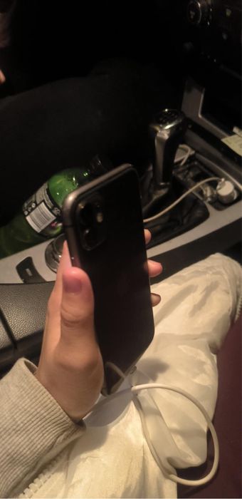 Iphone 11 vand sau schimb