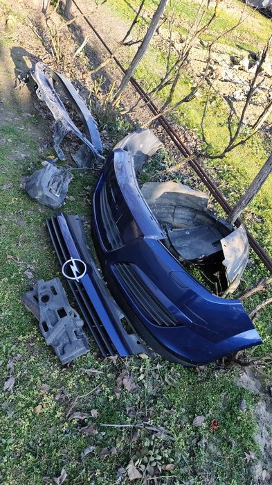 Dezmembrez Opel Astra h 16 benzină