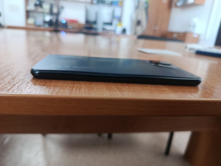 Продам Xiaomi Mi 11 Lite 5G
