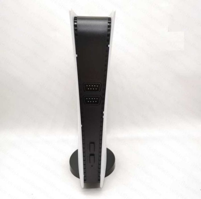 ПРОМО/Мини конзола с 2 джойстика и 200 вградени игри PST1