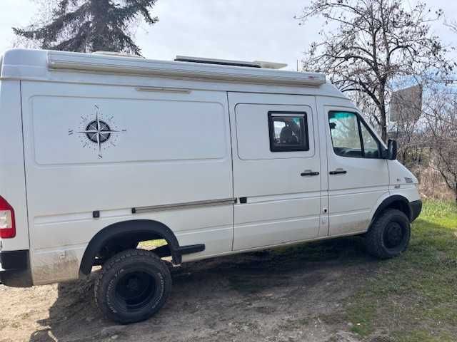 Кемпер Мерцедес Спринтер 4х4