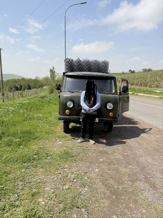 Uaz 452 sotiladi