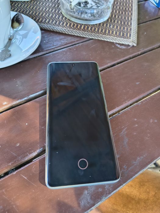 Vând sau schimb Xiaomi Redmi note 14 pro 5g