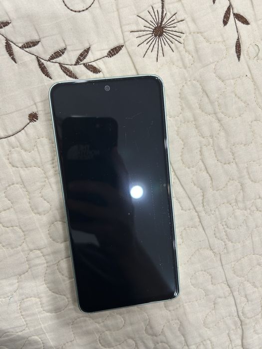 Смартфон Redmi note 13