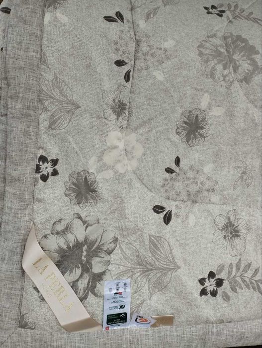 Лёгкое одеяло 200×230