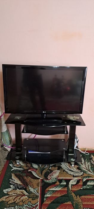 Продам LG Телевизор