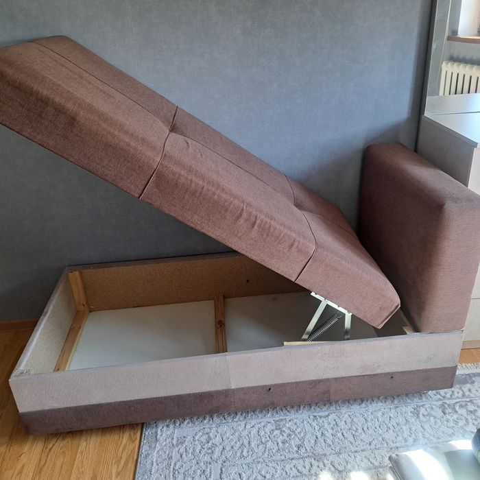 Продам диван угловой