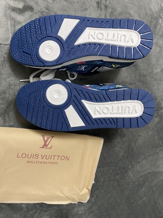Vand adidasi noi de barbati Louis Vuitton