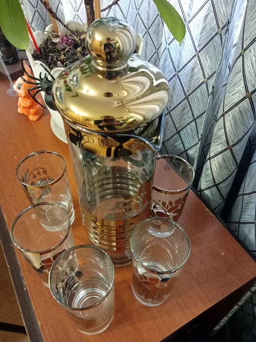 Кувшин для напитков