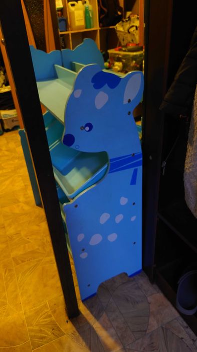 Стеллаж для игрушек