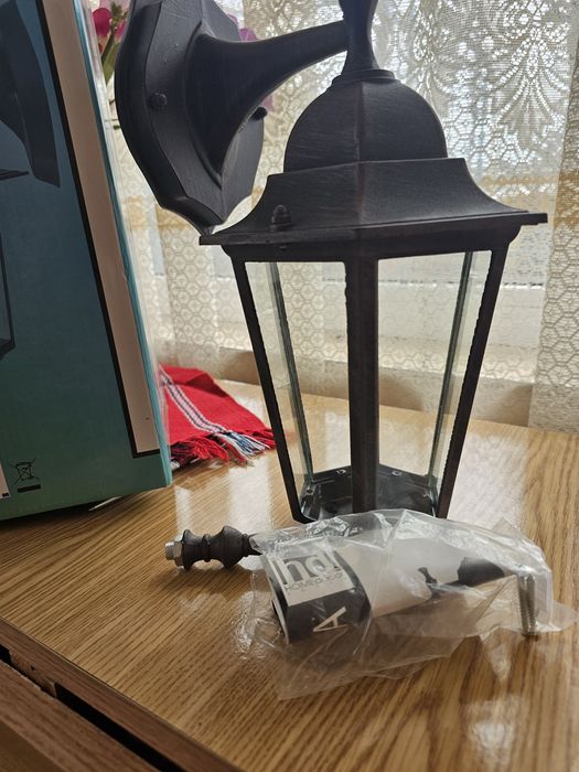 Felinar exterior perete IP44 – nou, în cutie