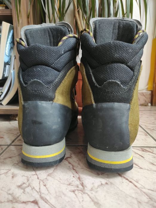 Туристически обувки La Sportiva