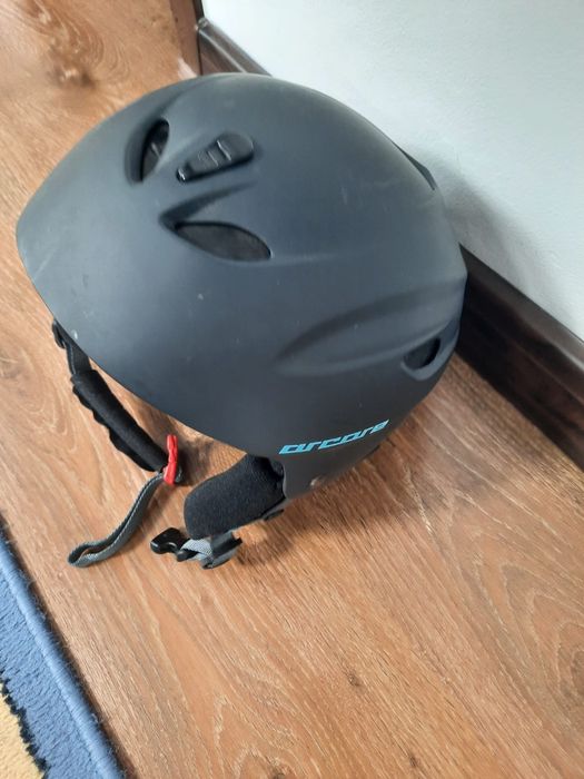 Vindem bicicleta copii și casca protectie