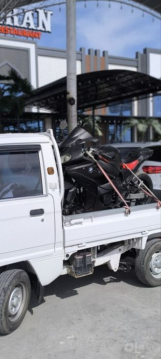Moto sotiladi bmw