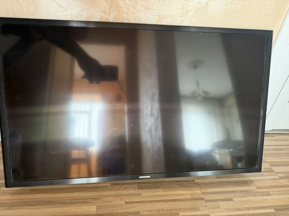 Samsung TV 32 inch