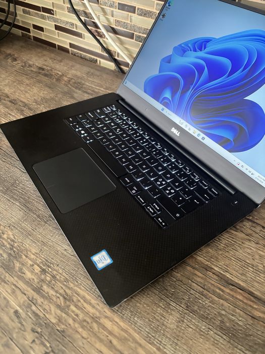 Dell Precision 5520 • Autocad• Photoshop• procesor i7• 16Gb• 512• Nvida Quadro 4gb• ( Inclusiv gaming)