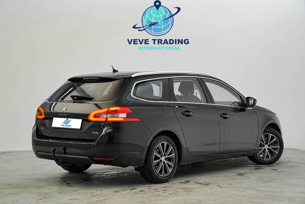 Peugeot 308 PANORAMIC 1.2 e-THP Allure 130 CP