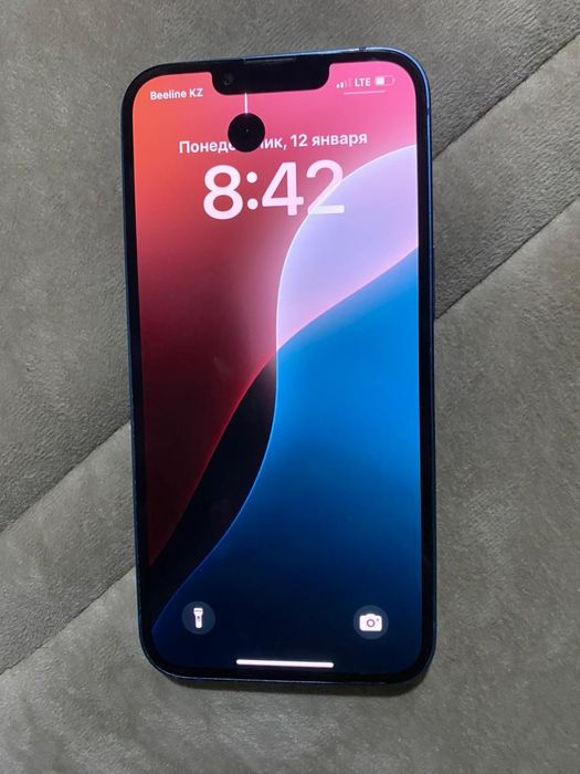 Продам айфон 13 128гб