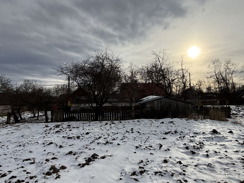 Casa Batraneasca+teren