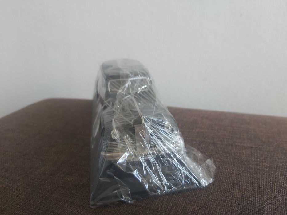 Machetă ZIS 110 din seria "Masini de Legenda" scara 1/43