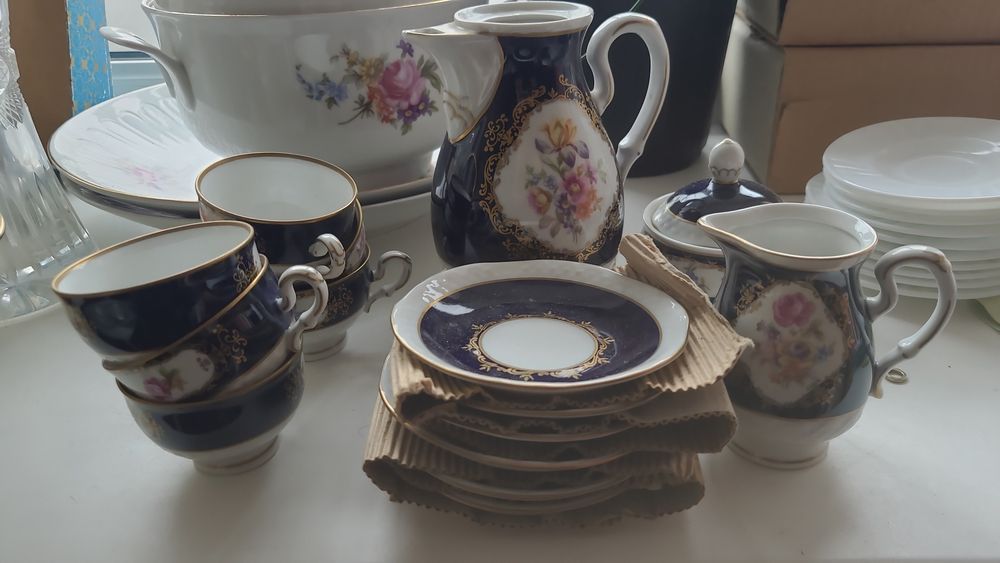 Комплект посуды Мадонна