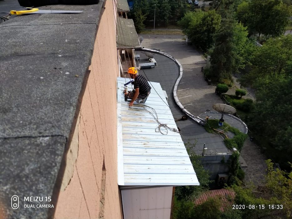 Ремонт кровли балконных козырьков