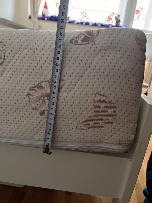 Ikea легло и бюро