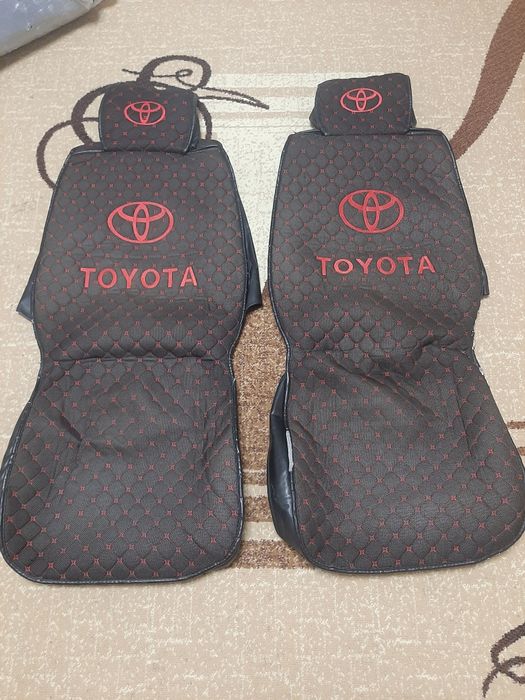 Авто чехол в хорошем состоянии