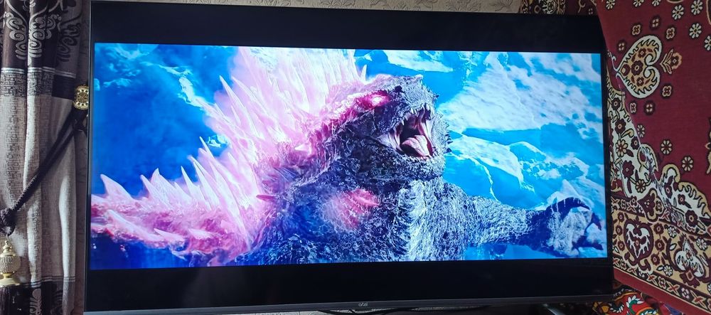 Televizor artel smart