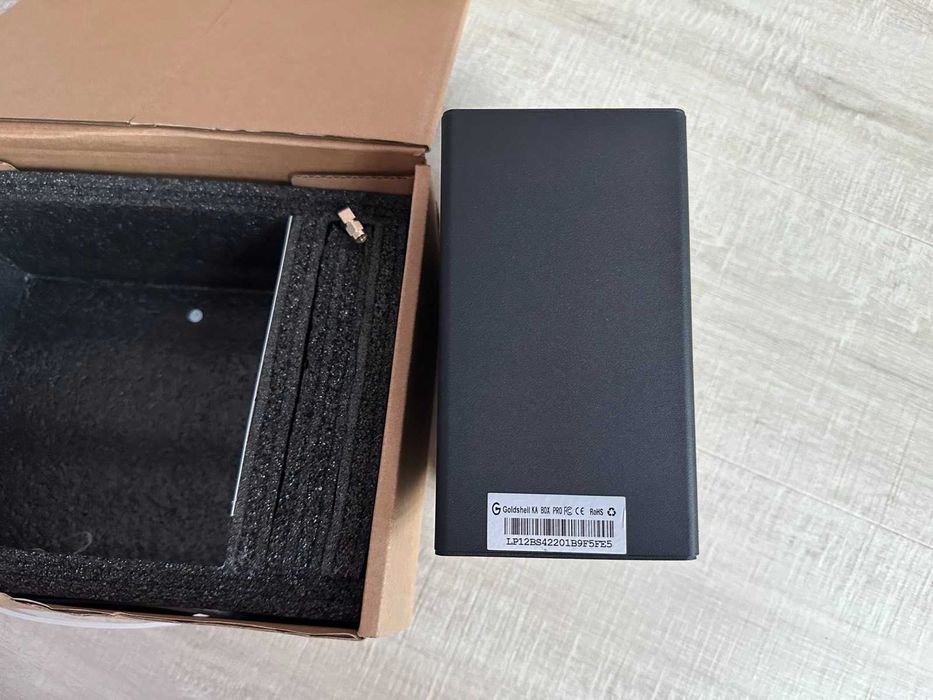Goldshell KA BOX PRO копач/миньор за Kaspa, Bitcoin, Sedra Bugna - НОВ