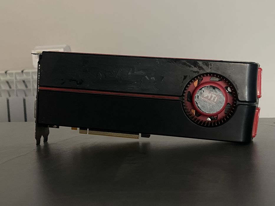 HD 5870 1Gb Radeon видеокарта
