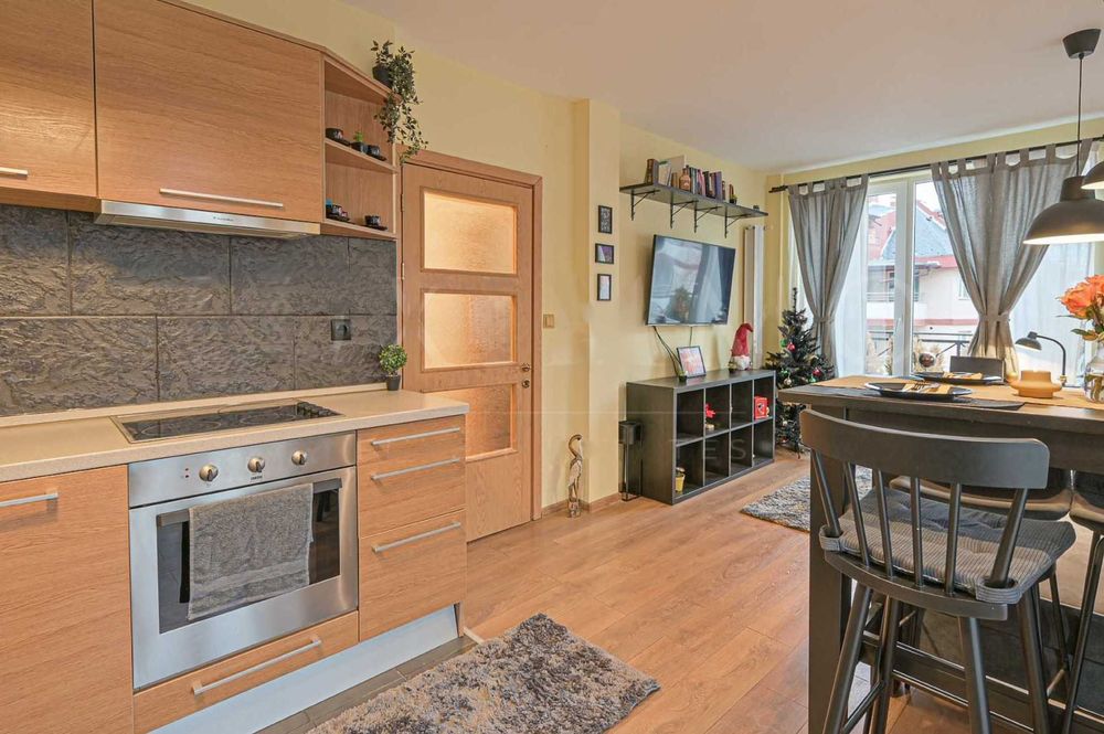 Дава се под наем Двустаен апартамент в София, Витоша - 65 кв.м за 799 € - Снимка #2