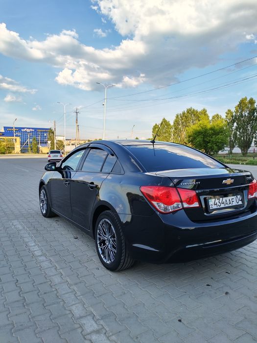 Продам Шевроле Круз