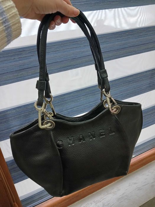 Кажена дамска чанта на Chanel