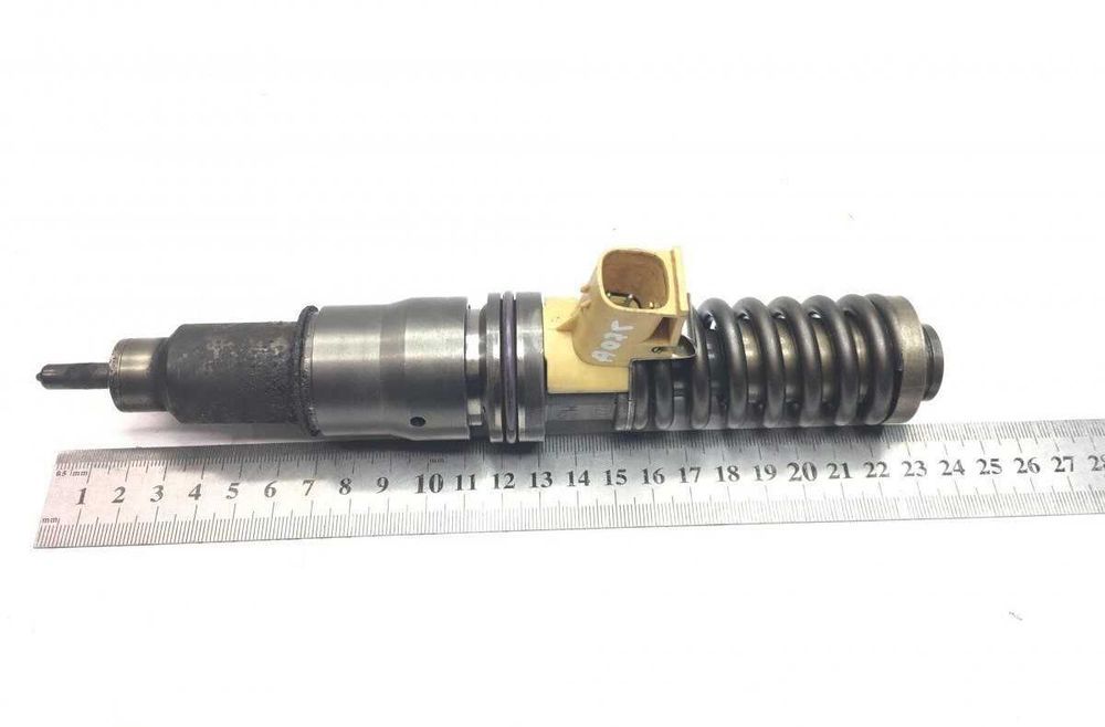 Injector VOLVO pentru camion RENAULT Magnum Dxi (2005-2013)