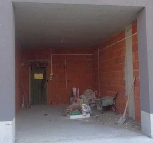 Продава се Тристаен апартамент в Търговище, Център - 90 кв.м за 1394 €/кв.м - Снимка #8