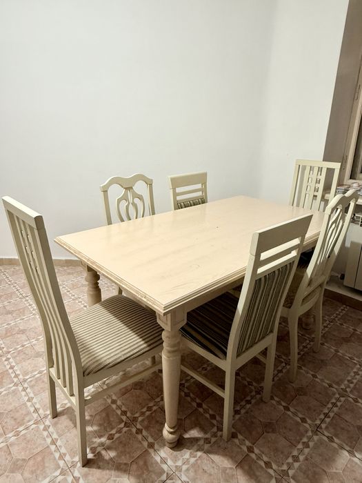 Стол с 6-ю стульями