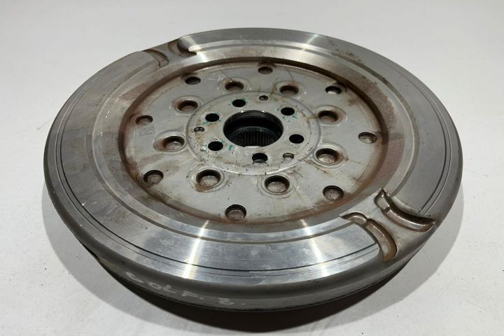 Volanta cutie automata 1.4 TSI Hybrid 04E105266AA Volkswagen VW Passa