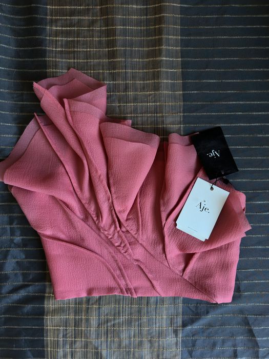 Топ коралловый Aje