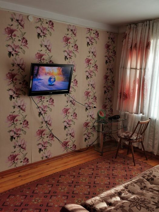 Сдаётся 1/2/5 Буюк ипак йули (метро Горького)