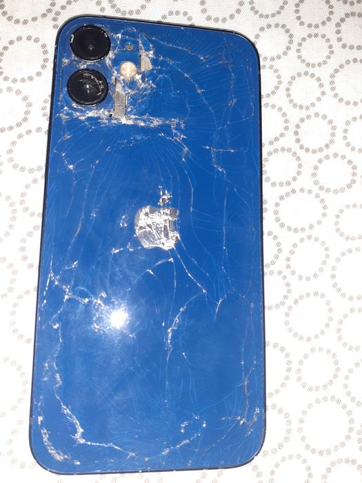 Iphone 12 pentru piese