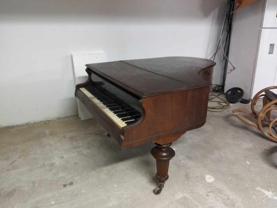 Pian vechi Panten Proksch – Viena (funcțional, model de colecție)